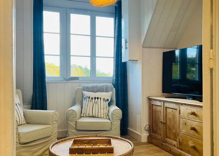 Cosy Bord De Apartment