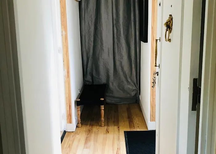 Cosy Bord De Apartment